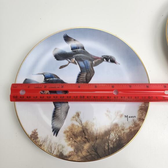 Last Of The Season by David Maass 1988 The Danbury Mint 2 Collectors Plates - Picture 8 of 8